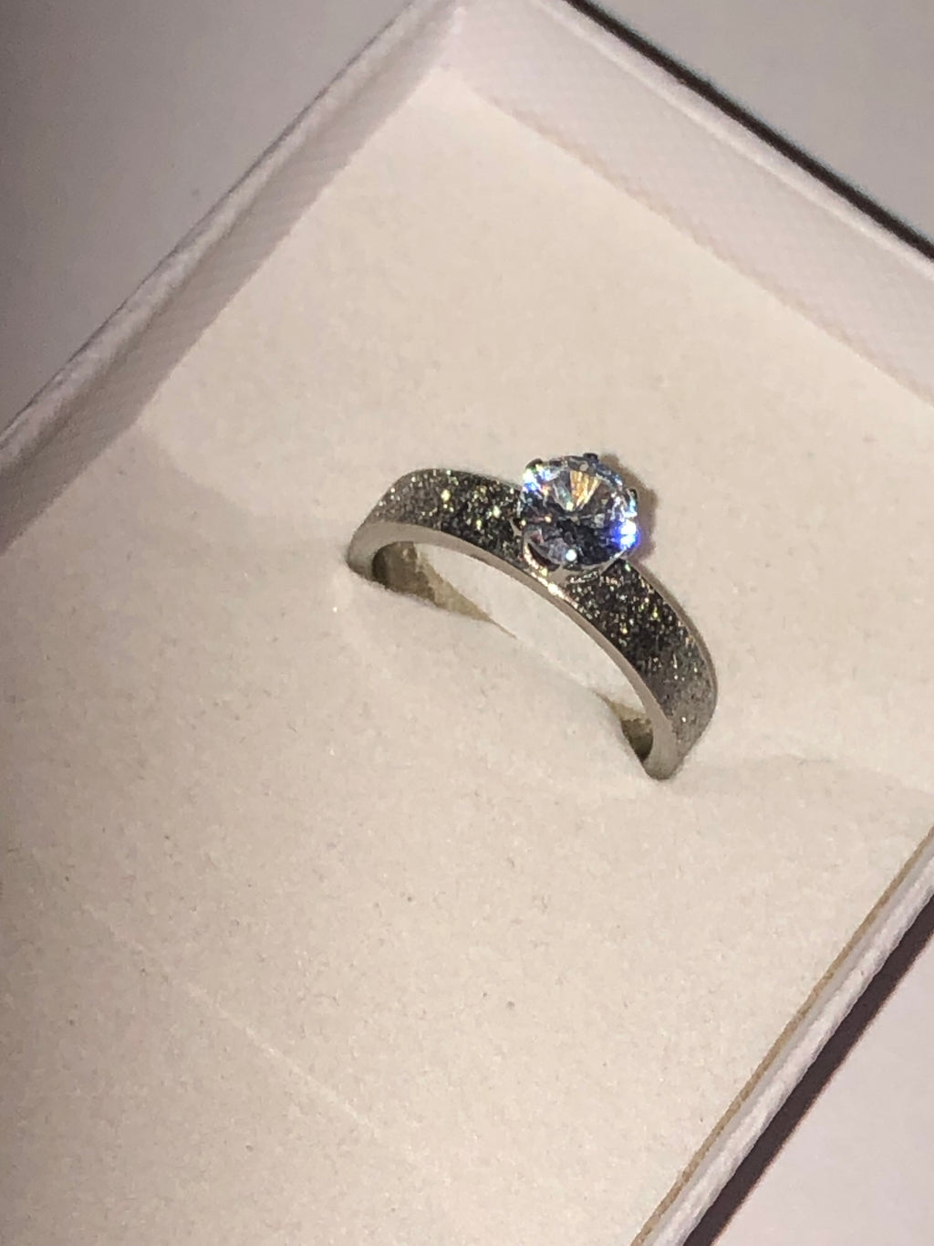 Błyszczący Pierścionek z Diamentem Stal 316 Rozmiar 17
