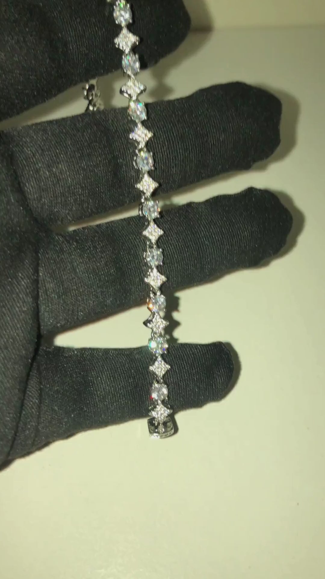 Srebrna bransoleta niestandardowa 17,7 cm – minimalistyczna biżuteria