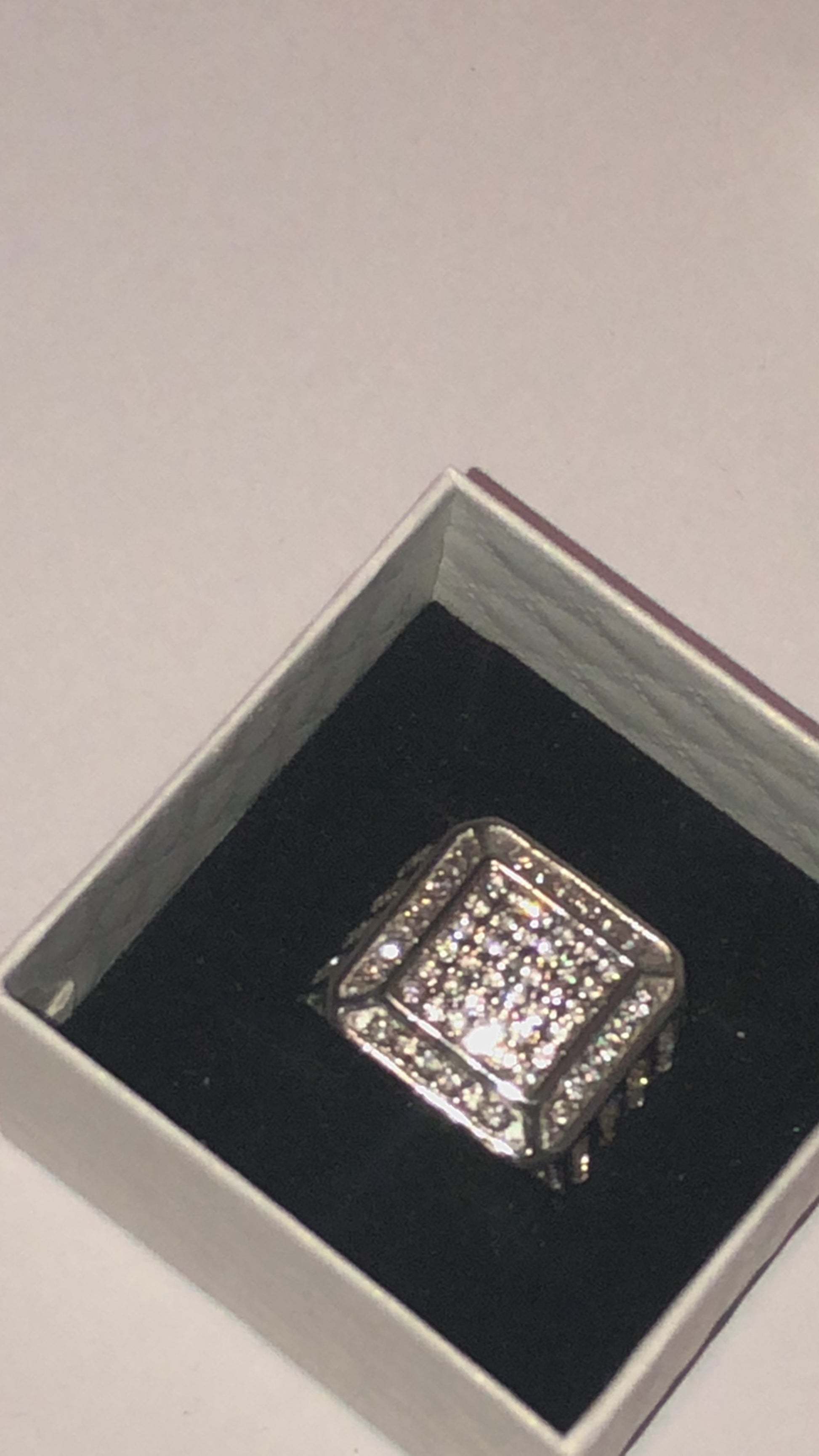 Sygnet z Diamentem i Białym Złotem 18K – Stal 316